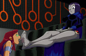 Starfire's steamy footjob scenes with Beast Boy - Rule34 highlights