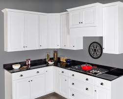 New For 2015 The York Door Offers A Clean Transitional Look In A Classic Painted White Classic Kitchen Cabinets Classic Cabinets Kitchen Remodel