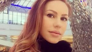 Maybe you would like to learn more about one of these? A Magyar Szineszno 9 Milliardos Luxusekszert Aggatott Magara Hazai Sztar Femina