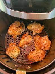 Air Fryer Boneless Skinless Chicken Thighs Recipe In 2021 Air Fryer Recipes Healthy Fried Chicken Boneless Chicken Thighs