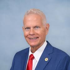 Michael Arline's Instagram, Twitter & Facebook