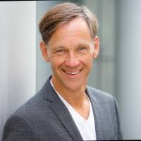 Thomas Hennig Email & Phone Number