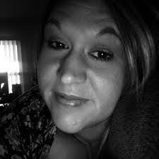 Amber Llamas's Instagram, Twitter & Facebook