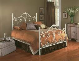 Antique Rod Iron Bed Frame Google Search Dormitorios Camas Diseno De Interiores