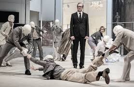 See full list on extra.cz Recenze Divadlo Jako Obraz Klipovitemu Spalovaci Mrtvol V Narodnim Divadle Chybi Zivotne Postavy Kultura Lidovky Cz