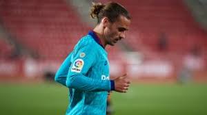 Antoine griezmann lauded as 'one of greats' by france coach deschamps antoine griezmann, who has scored 37 goals for france in 92 international caps, is set to pull six clear of the previous starts record set by patrick vieira. France Boss Didier Deschamps Backs Antoine Griezmann Ahead Of Euro 2020 Countdown Football Espana