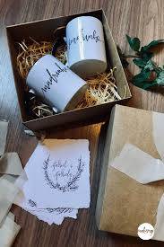 Caixa De Presente Para Padrinhos De Casamento Pin De Casandra Martinez Em My Wedding Em 2020 Lembranca Padrinhos Casamento Convite Padrinhos Casamento Lembrancinhas De Casamento Para Madrinhas