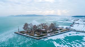 Search for restaurants, hotels, museums and more. Das Eisige Balatonfured Gleicht Einer Marchenlandschaft Wunderbarerbalaton De