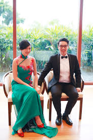 Handcrafted Wedding With A Paper Flower Backdrop Brian Tiffany Cheongsam Wedding Chinese Wedding Dress Tea Dress