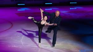 Девушка не смогла сдержать слезы и отметила, что второе место на. Mishin Tuktamysheva Statuya Svobody Dlya Devushek Za 20 Ona Otobralas Na Chempionat Mira