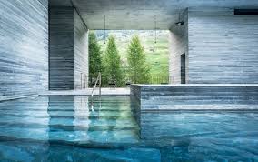 Les Plus Belles Architectures Contemporaines A Decouvrir Dans Les Alpes Suisses Architecture Contemporaine Hotel Piscine Architecte