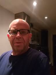 Derek Barnhart's Instagram, Twitter & Facebook