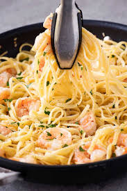 Shrimp Scampi With Linguine This White Wine Shrimp Scampi Is An Easy Dinner That Comes Together In Shrimp Scampi Linguine Scampi Recipe Shrimp Linguine Recipe