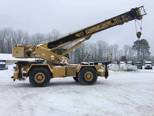Grove RT740B Rough Terrain Crane