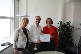 Direkter vergleich mit +32 anbietern. Vor Den Vorhang Ing Diba Make A Wish Foundation Osterreich