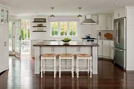 Small Cape Cod Style Kitchen Found On Notjustakitchen Blogspot Com Cottage Kitchen Design Beach Cottage Kitchens House Design Kitchen