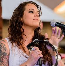 Heather Rea's Instagram, Twitter & Facebook