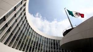 Está integrado por 102 miembros, 100 del territorio colombiano elegidos popularmente, y los otros 2 son representantes de los indígenas. Comision De Energia Senado De La Republica Home Facebook