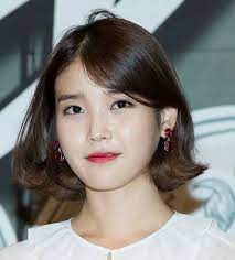 Untuk itu pastikan memotong rambut pendek tapi tetap terlihat bervolume, agar rambut tampak kian tebal. Jangan Takut Ini 5 Model Rambut Pendek Yang Cocok Buat Pipi Chubby Semua Halaman Cewekbanget