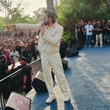 𝕯𝖊𝖛𝖆𝖓𝖌 𝕾𝖍𝖆𝖗𝖒𝖆 (@devangsharma22) • Threads, Say more