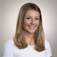 1300+ perfiles de «Balderson»