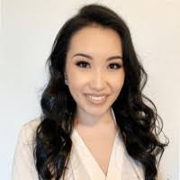 Linda Moua's Instagram, Twitter & Facebook