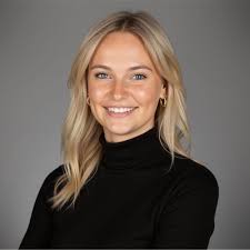 I am excited to share that I have accepted an offer to join J.P. Morgan as  a 2024 Asset & Wealth Management U.S. Private Bank Summer Analyst within  the Summit office. Thank