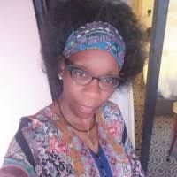 Lucinda Sharpe's Instagram, Twitter & Facebook