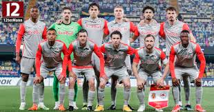 In the area of the north stand a (stairwell 11 to 14) there can be restricted views at times throughout the. Warum Red Bull Salzburg Aktuell Keine Europaische Top Mannschaft Ist 12termann