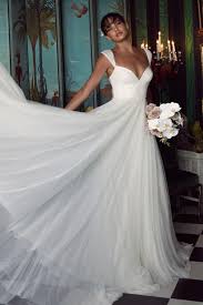 Dresses with all the drama, detail, and personality without the buyer's remorse. Hinson 1460 Rena Sposa