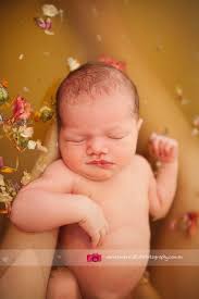 Nani214 Postpartum Herbal Bath Doing It Adorable Photos Doing It Ahhhh Newborn Bath Herbal Bath Birth Story Photography