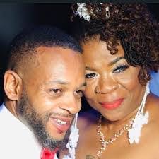 Kia Riggins's Instagram, Twitter & Facebook