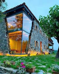 Stunning Rustic Stone House With A Modern Touch Glass House Design Modern Glass House Dream House Exterior