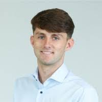 Isabel Carty's Instagram, Twitter & Facebook