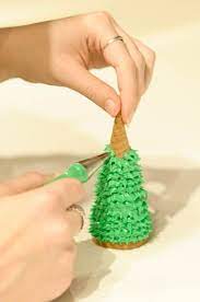 Ice Cream Cone Trees Great For Christmas Cakes Christmas Tree Cupcakes Christmas Cake Holiday Cupcakes