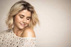 Beatrice egli bei den schlagerchampions 2021 (ard): Beatrice Egli On The Set Of A Photoshoot 2019 Hawtcelebs