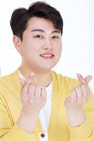 단독 트로트가수 김호중, 폭행 혐의로 경찰 조사. ë¯¸ìŠ¤í„°íŠ¸ë¡¯ ê¹€í˜¸ì¤' ìž…ëŒ€ ì—°ê¸° ê¸°ê°„ ë§Œë£Œ ì‚¬ì‹¤ë¬´ê·¼ ì¢…í•©