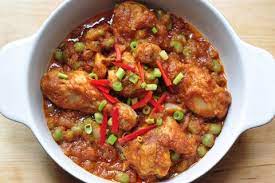 Sajian ini tidak hanya sekedar pedas saja, namun tetap lezat dan pastinya wajib anda. Resepi Ayam Masak Merah Tomato