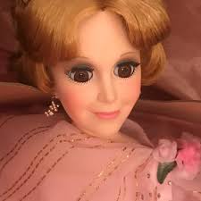 1984 Madame Alexander Self Portrait Doll