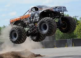 Rc4wd carbon assault 1/10th monster truck builder's kit w/ manticore lexan body set 4x4 Monster Monster Truck Truck Trucks Wheel Wheels Hd Wallpaper Wallpaperbetter