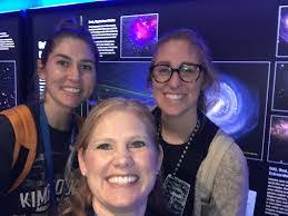 Lisa Mokry's Instagram, Twitter & Facebook