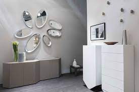 Porta valigie per camere d'albergo. Spettacolari Specchi Per La Camera Da Letto Mondodesign It