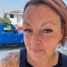 Michelle Craft's Instagram, Twitter & Facebook