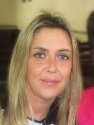 Denise Lennon's Instagram, Twitter & Facebook