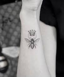 19 Crown Tattoos That Prove Your Queen Status Bee Tattoo Tiny Tattoos For Women Queen Bee Tattoo
