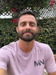 Toni Massie's Instagram, Twitter & Facebook