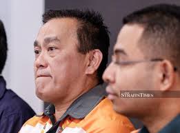 KK Mart Boycotted Over Allah Socks Controversy, Here's What M'sians Are  Saying