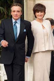 Michel sardou pas facile à vivre : Qui Sont Les Femmes De Sa Vie