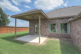 Simmons Homes Archer Model Home Covered Back Patio New Homes Tulsa Oklahoma Home Builder Outdoor Living Ide Custom Home Builders Home Builders Model Homes