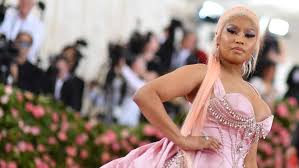 Nicki minaj has revealed she is pregnant with her first child. Nicki Minaj Marries Kenneth Petty After A Year Of Dating